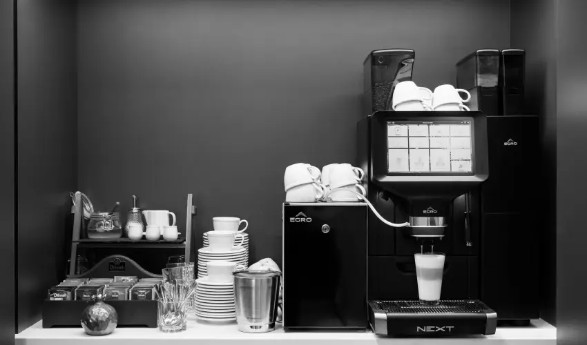 Corso Hotel P�cs P�cs - Maj�lis - teljes el�refizet�ssel