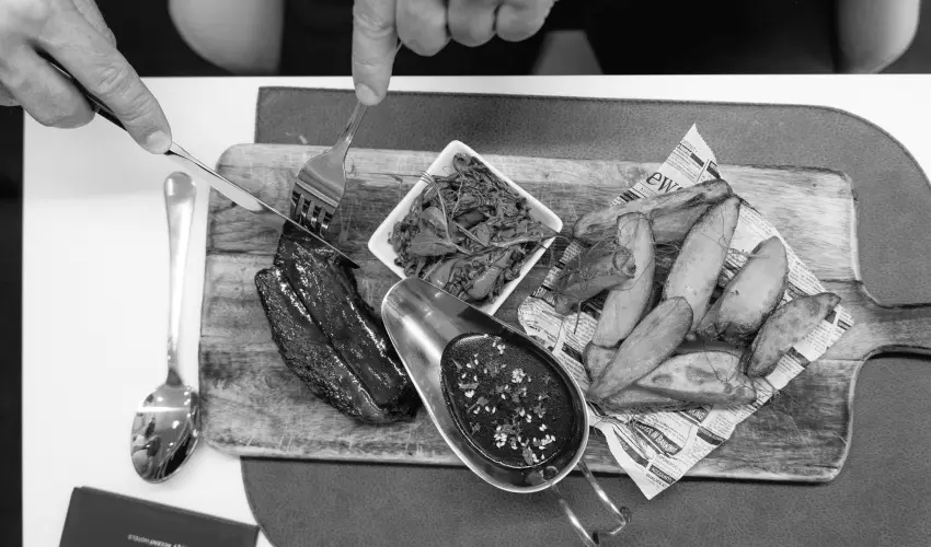 Corso Hotel P�cs P�cs - Maj�lis - teljes el�refizet�ssel