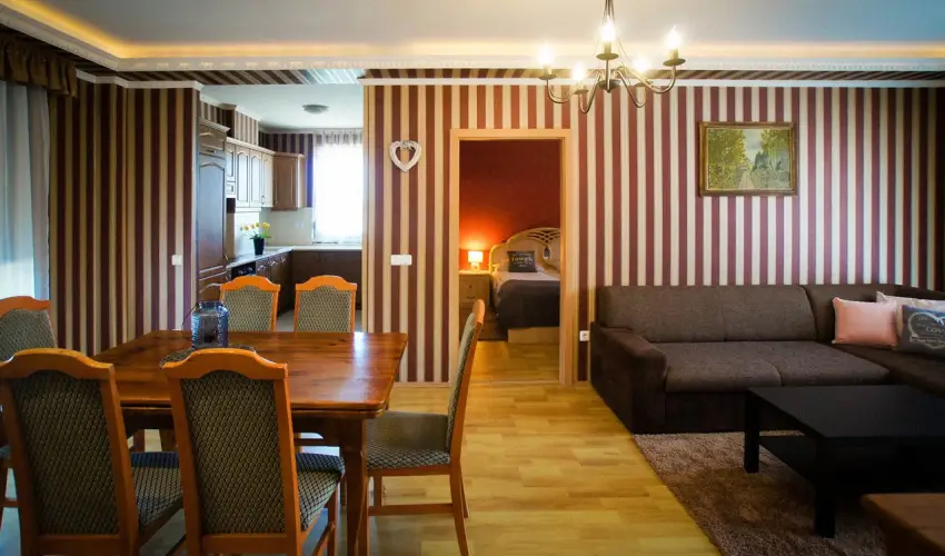 Solaris Apartman & Resort Cserkeszl - Mjus 1. 