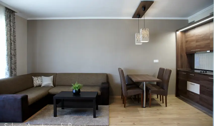 Solaris Apartman & Resort Cserkeszl - Mjus 1. 