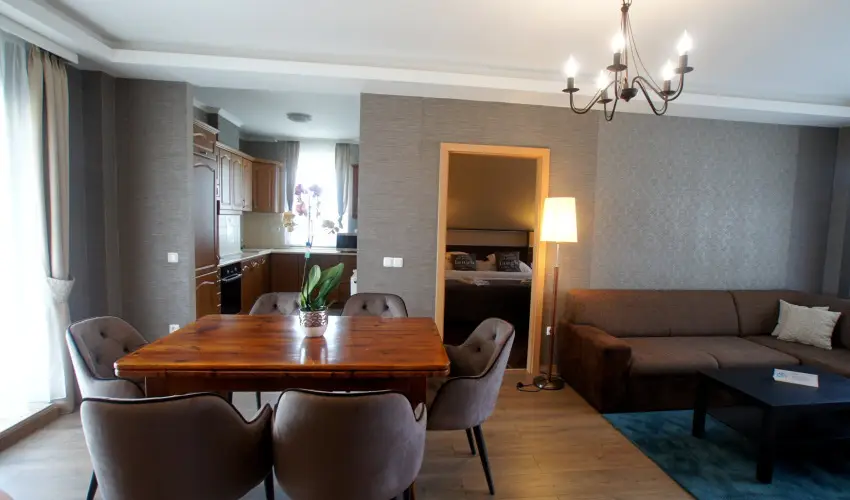 Solaris Apartman & Resort Cserkeszl - Mjus 1. 