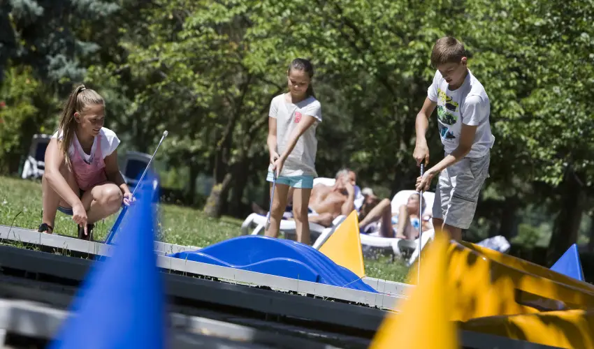 Danubius Hotel Bk Bk, Bkfrd - Mjus 1. 