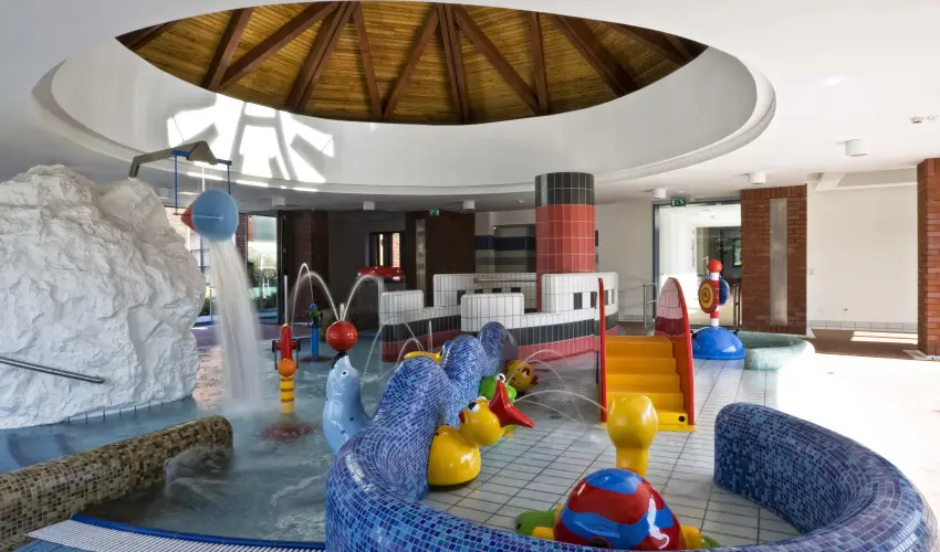 Danubius Hotel Bk Bk, Bkfrd - Mjus 1. 