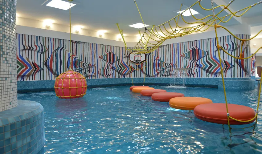 Danubius Hotel Bk Bk, Bkfrd - Mjus 1. 