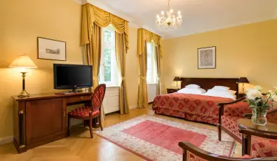 gr�f Degenfeld Kast�lysz�ll� Tarcal