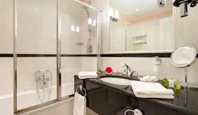 gr�f Degenfeld Kast�lysz�ll� Tarcal