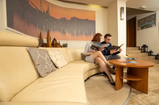 D�m Hotel - M�jus 1. 