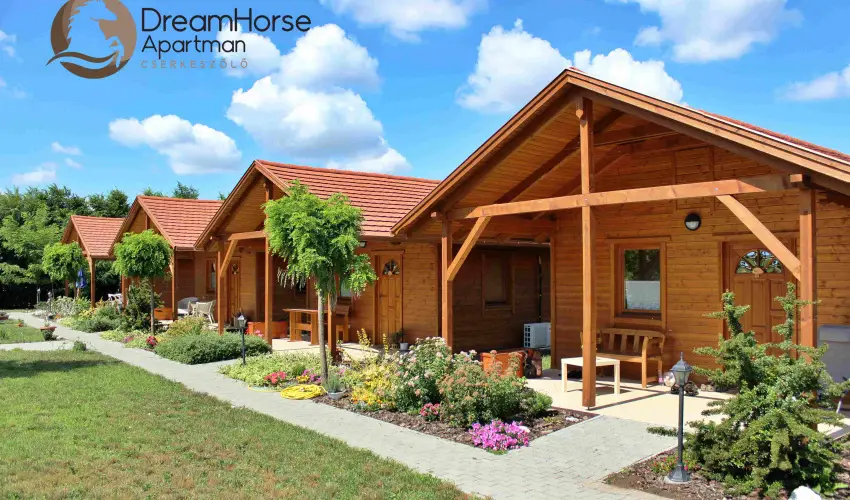 Dream Horse Apartman Cserkeszl - Mjus 1. (min. 2 j)
