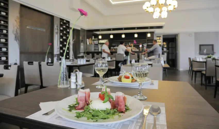 Duna Wellness Hotel Baja - Mjus 1. 