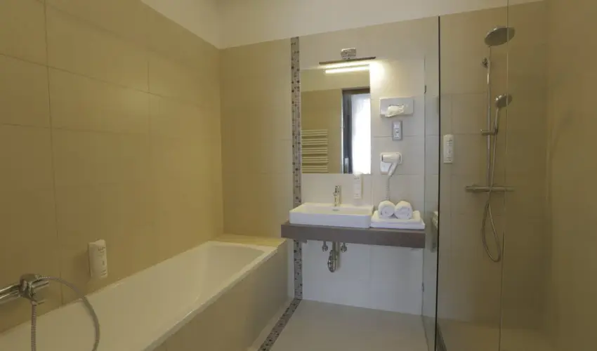 Duna Wellness Hotel Baja - Mjus 1. 