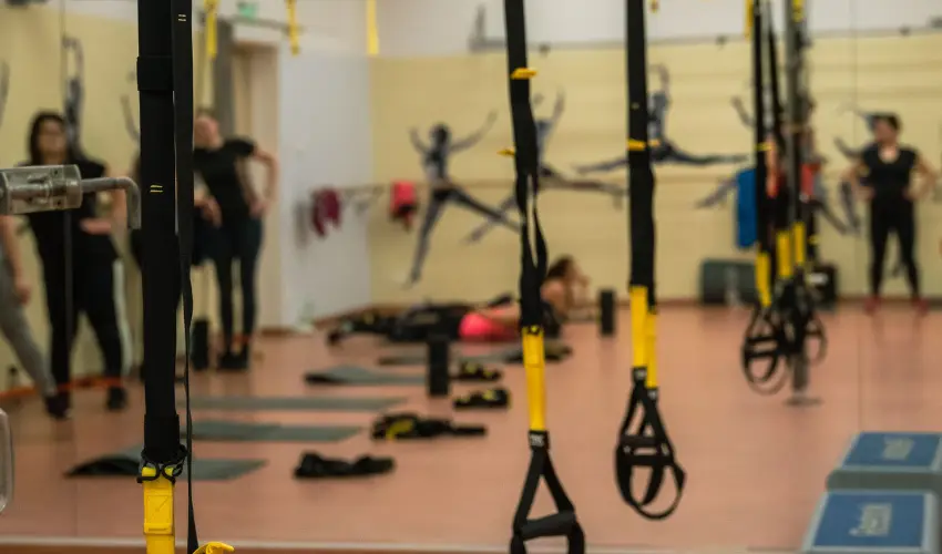 Eleven Business & Sport Hotel Jszrokszlls - Mjus 1.