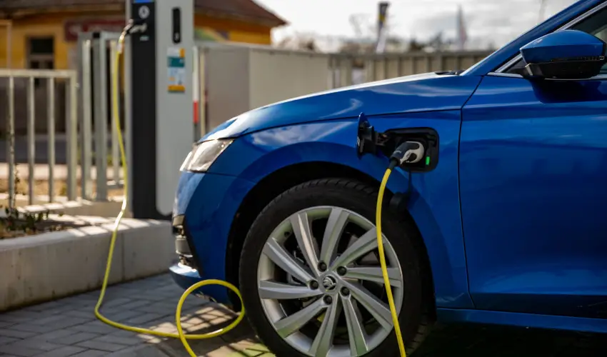 Eleven Business & Sport Hotel Jszrokszlls - Mjus 1.