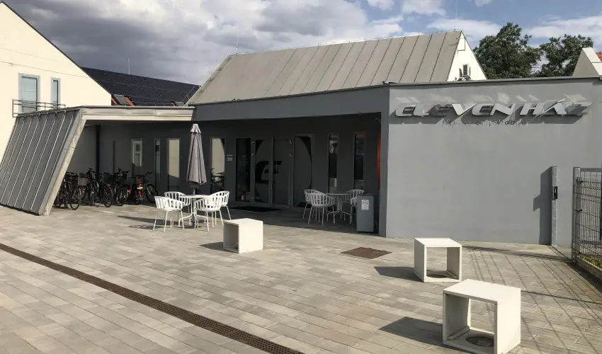 Eleven Business & Sport Hotel Jszrokszlls - Mjus 1.