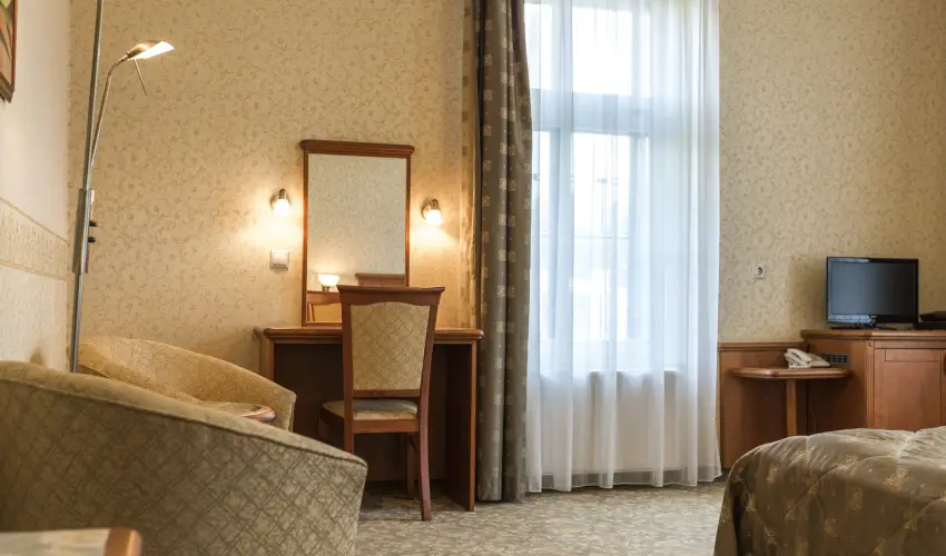 Elizabeth Hotel Gyula - Mjus 1. (min. 2 j)