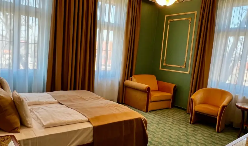 Elizabeth Hotel Gyula - Mjus 1. (min. 2 j)