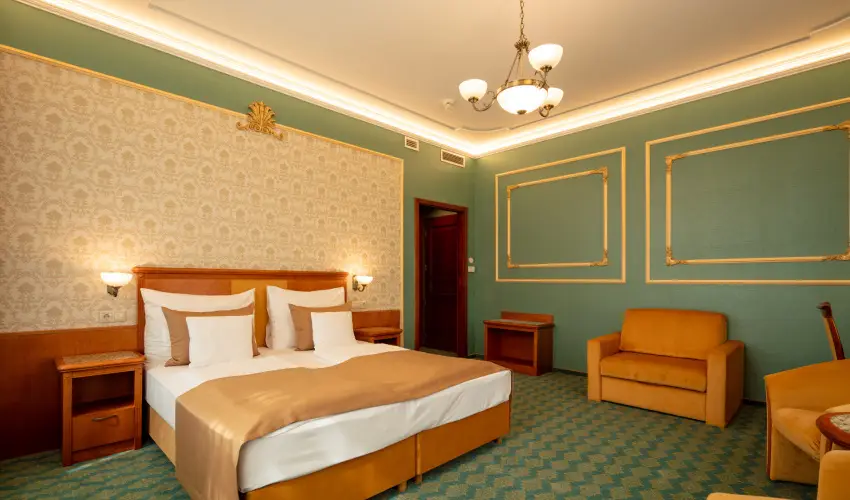 Elizabeth Hotel Gyula - Mjus 1. (min. 2 j)