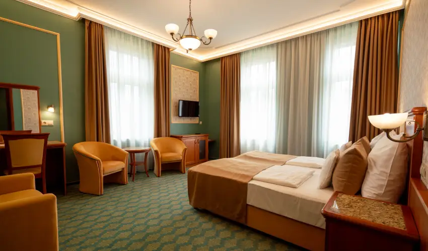 Elizabeth Hotel Gyula - Mjus 1. (min. 2 j)