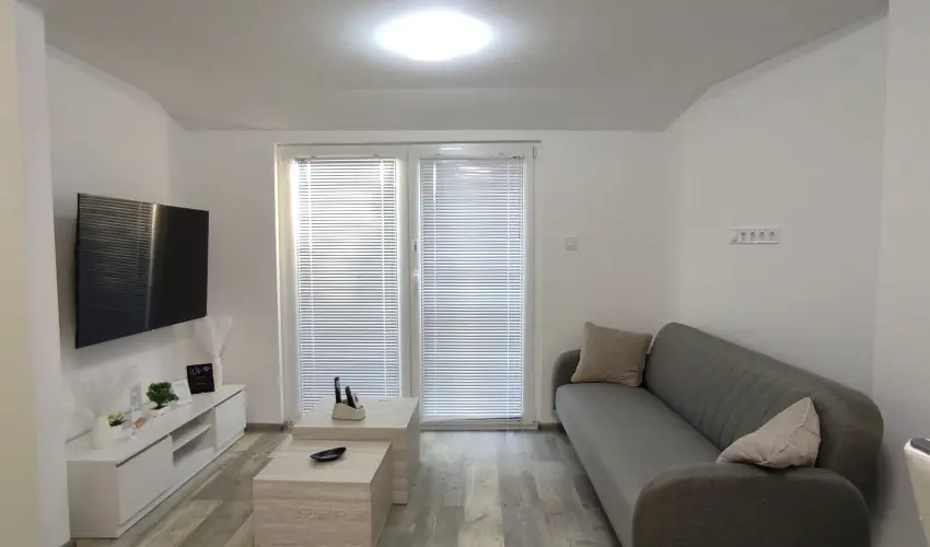 �nId�m Orosh�za Orosh�za - M�jus 1. 