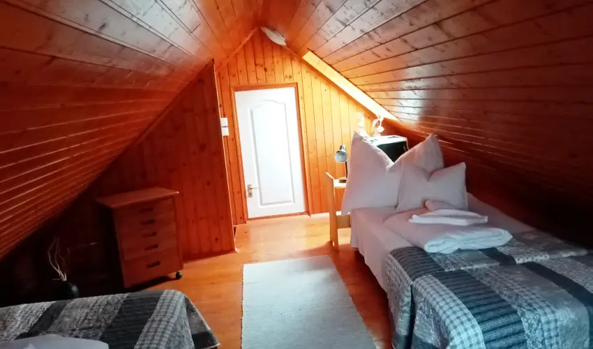 Etvs Nyaral Sifok - Mjus 1. (min. 4 j)