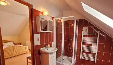 Szarvas Panzi� Erd�b�nye