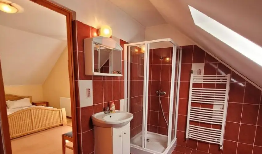 Szarvas Panzi� Erd�b�nye - M�jus 1. (min. 2 �j)