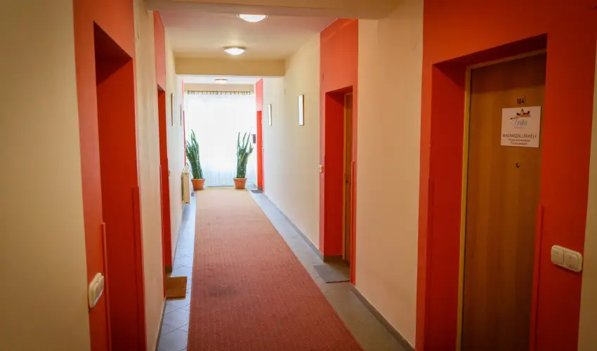 Erika Apartman Srvr - Mjus 1. (min. 2 j)