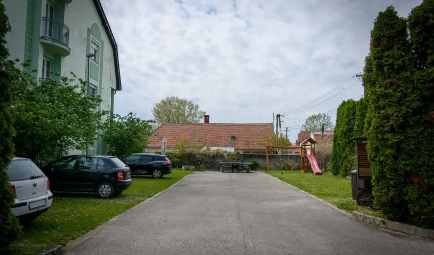 Erika Apartman Srvr - Mjus 1. (min. 2 j)