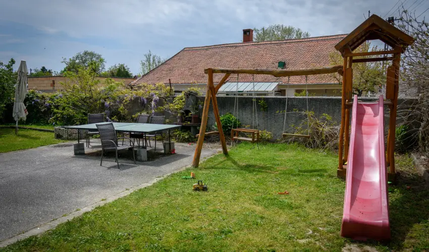 Erika Apartman Srvr - Mjus 1. (min. 2 j)