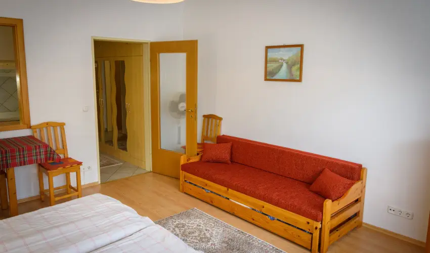 Erika Apartman Srvr - Mjus 1. (min. 2 j)