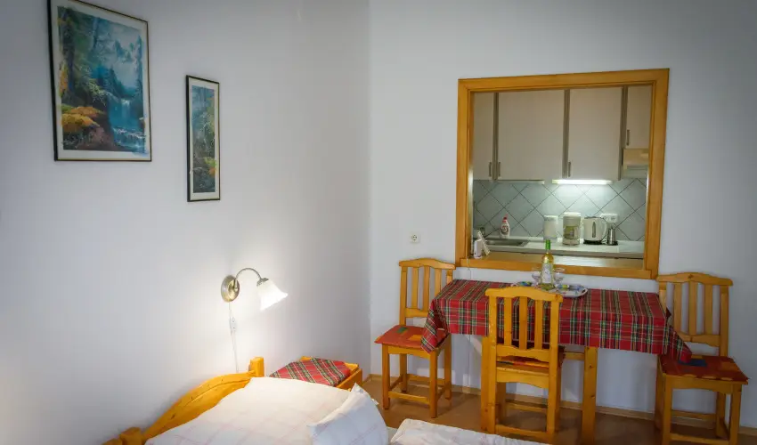 Erika Apartman Srvr - Mjus 1. (min. 2 j)