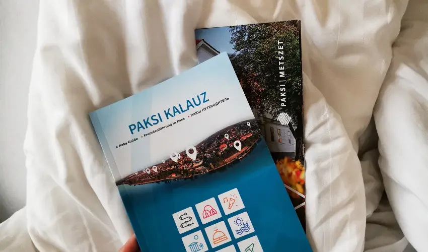 Erzsbet Nagy Szlloda Paks - Mjus 1.