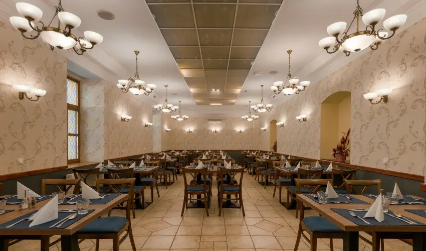 Erzsébet Park Hotel Parádfürdő - Május 1.