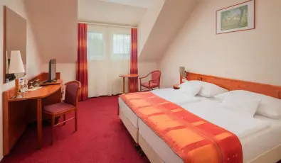 Erzsbet Park Hotel Pardfrd