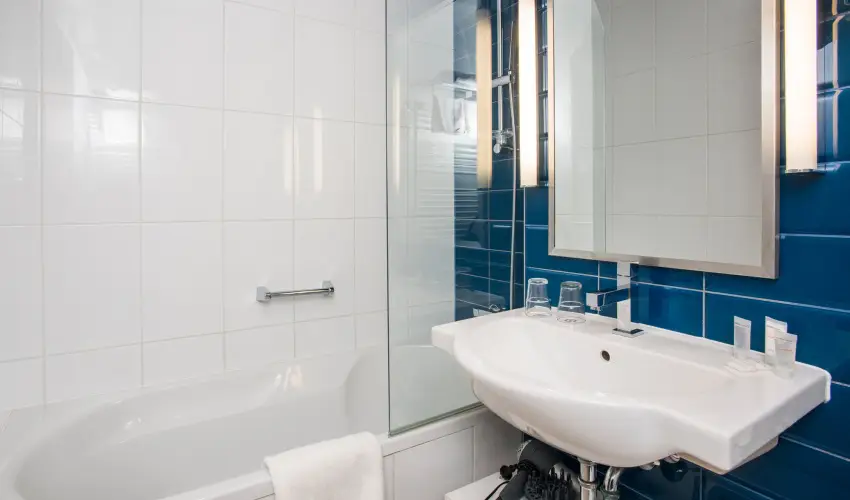 Estilo Fashion Hotel Budapest - Mjus 1. - teljes elrefizetssel