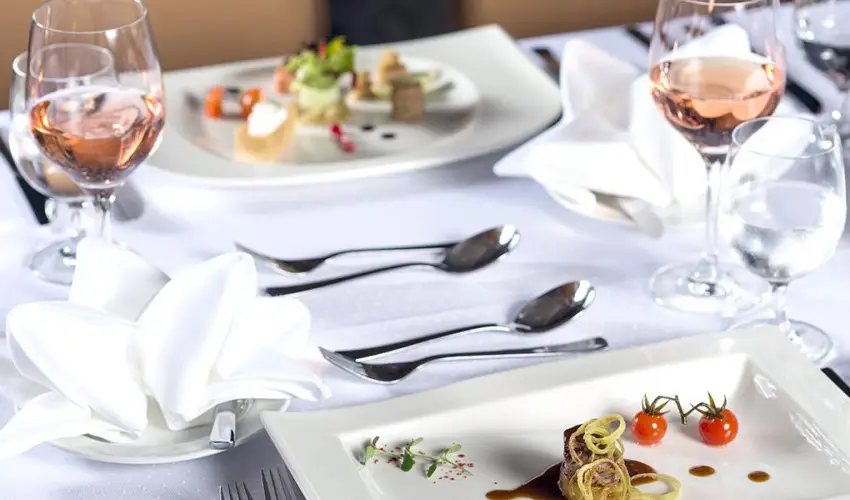 ETO Park Hotel**** Superior Business & Stadium Gyr - Mjus 1. 