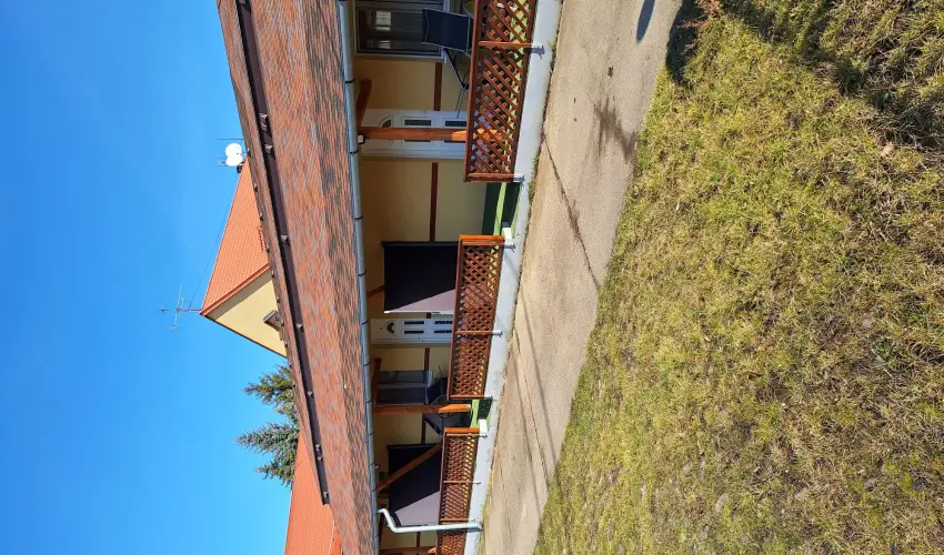 Feny Panzi Mezkvesd - Mjus 1.