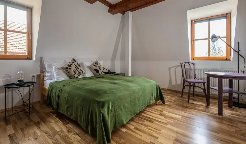 Ferrata Vendghz Csesznek - Mjus 1. (min. 2 j)