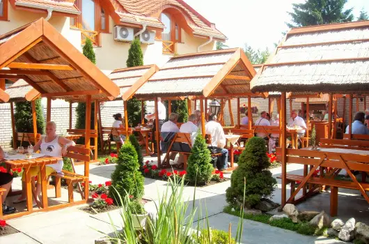 Fodor Hotel - Mjus 1. (min. 2 j)