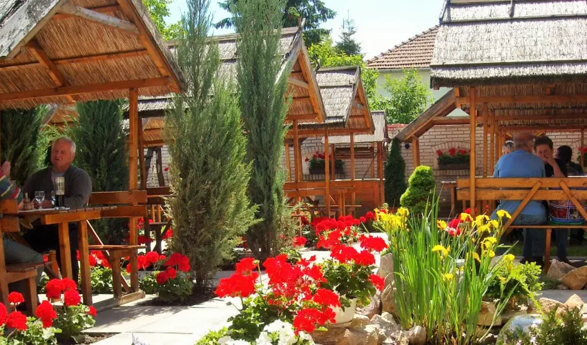 Fodor Hotel Gyula - Mjus 1. (min. 2 j)