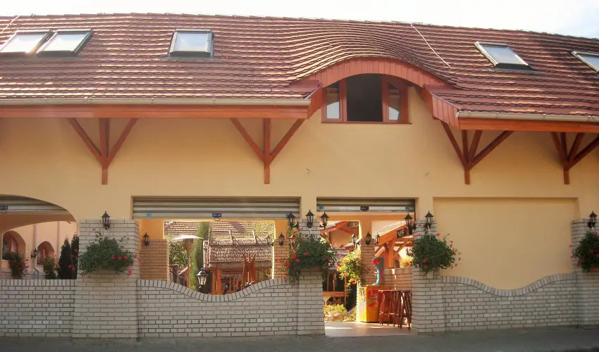 Fodor Hotel Gyula - Mjus 1. (min. 2 j)