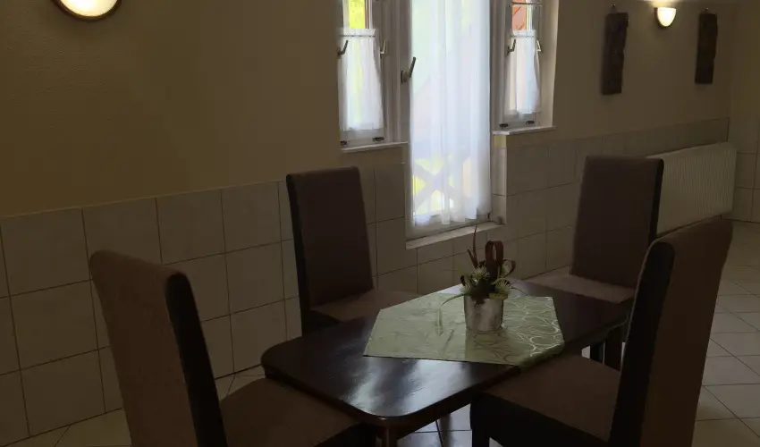 Fodor Hotel Gyula - M�jus 1. (min. 2 �j)