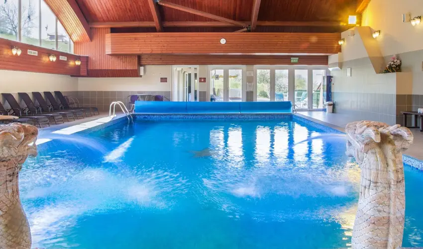 Fried Kast�ly Hotel Simontornya - M�jus 1. (min. 3 �j)