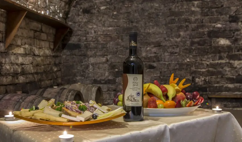 Fried Kast�ly Hotel Simontornya - M�jus 1. (min. 3 �j)