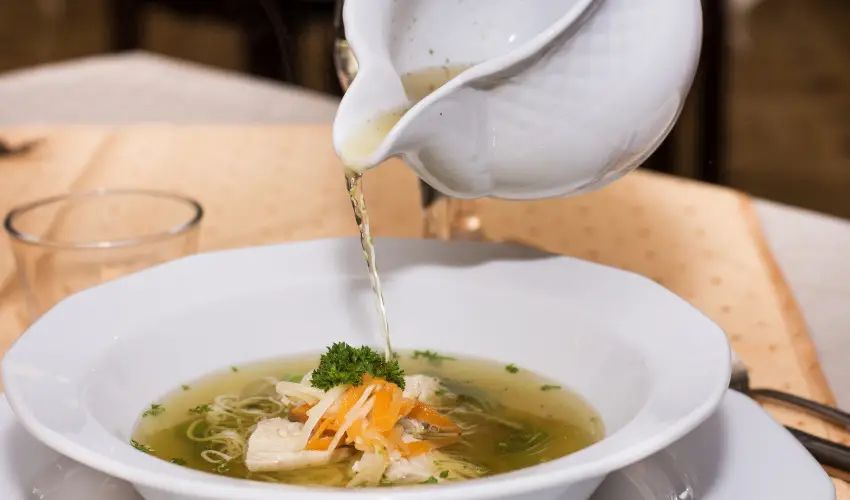 Fried Kast�ly Hotel Simontornya - M�jus 1. (min. 3 �j)