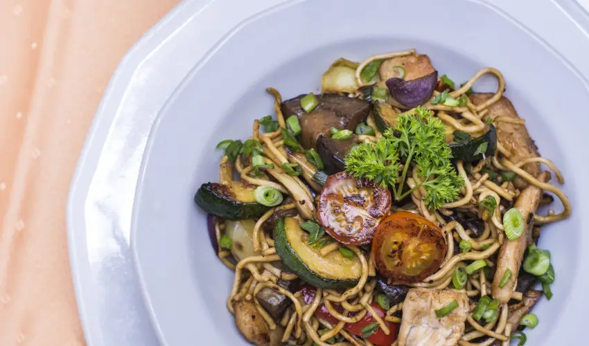 Fried Kast�ly Hotel Simontornya - M�jus 1. (min. 3 �j)