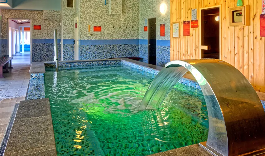 Fried Kast�ly Hotel Simontornya - M�jus 1. (min. 3 �j)