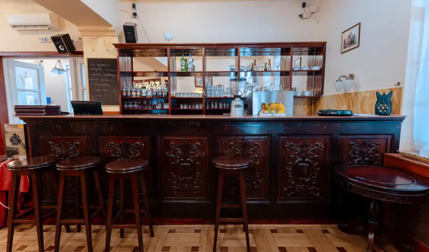 Fried Kast�ly Hotel Simontornya - M�jus 1. (min. 3 �j)