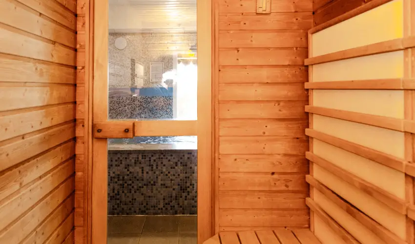 Fried Kast�ly Hotel Simontornya - M�jus 1. (min. 3 �j)