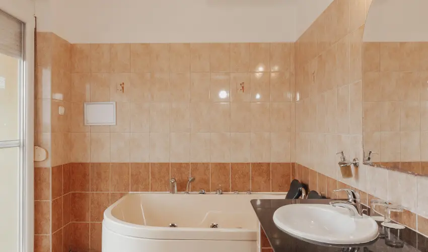 Fried Kast�ly Hotel Simontornya - M�jus 1. (min. 3 �j)