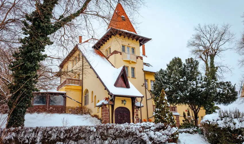 Fried Kast�ly Hotel Simontornya - M�jus 1. (min. 3 �j)